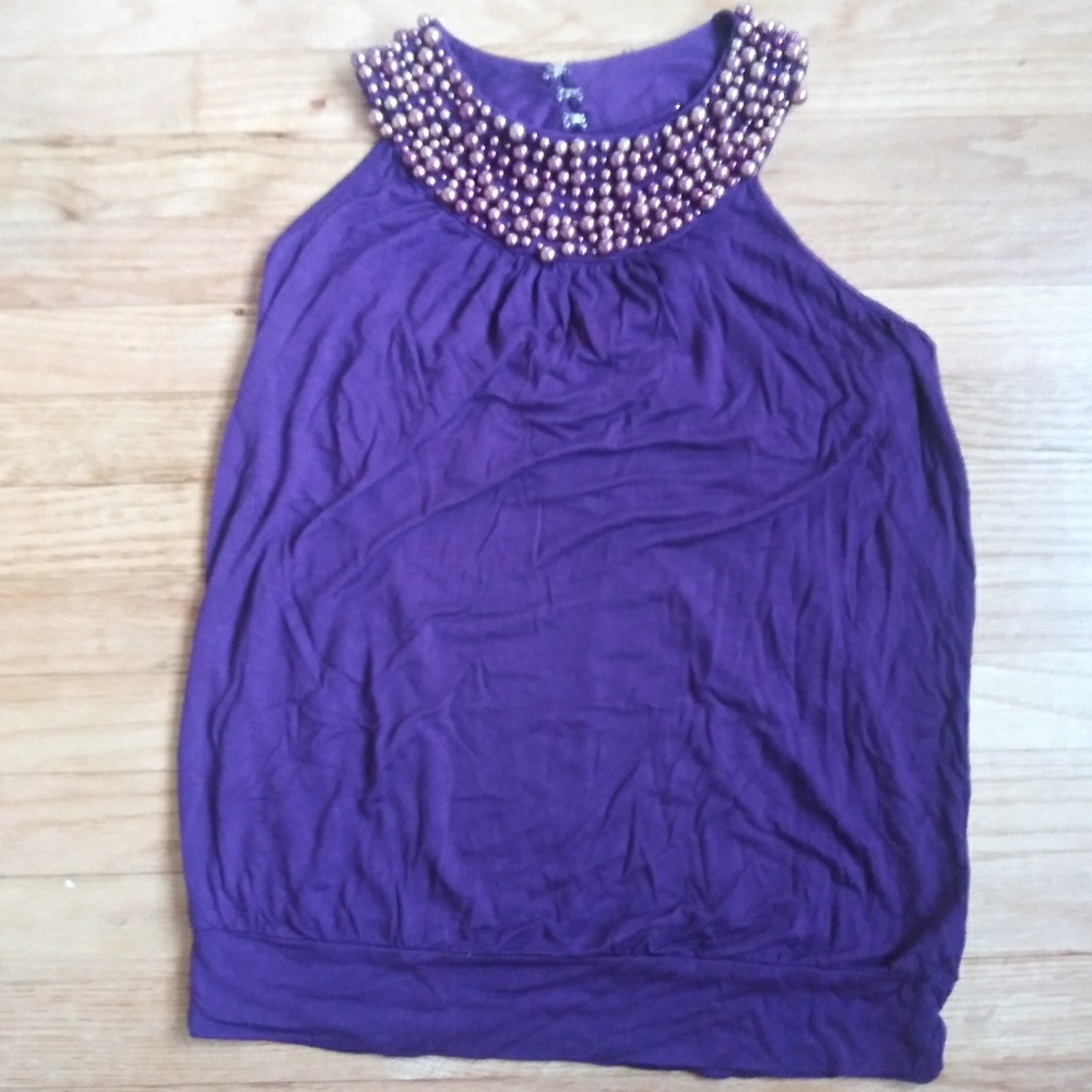 Woman's sleeveless Blouse